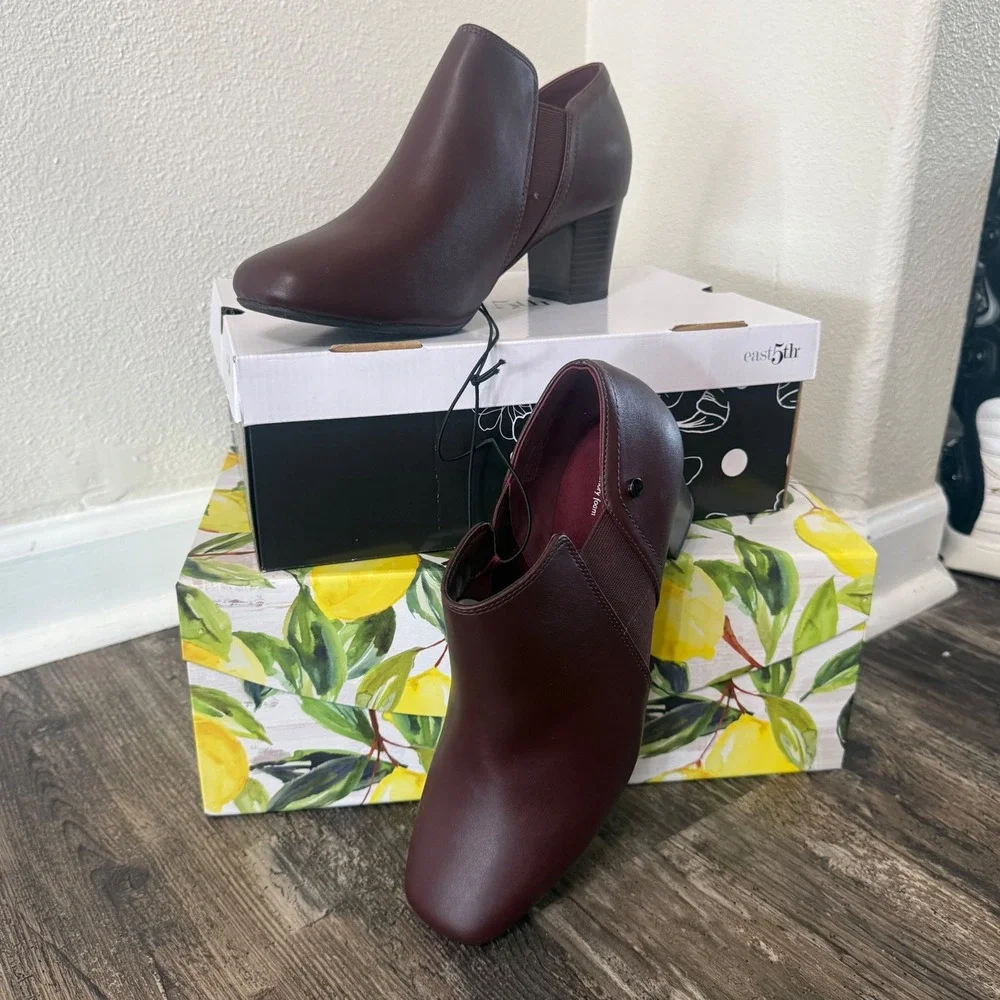 East 5th Burgundy Classic Modest Ankle Fall Boots Professional Block Heel 9.5W